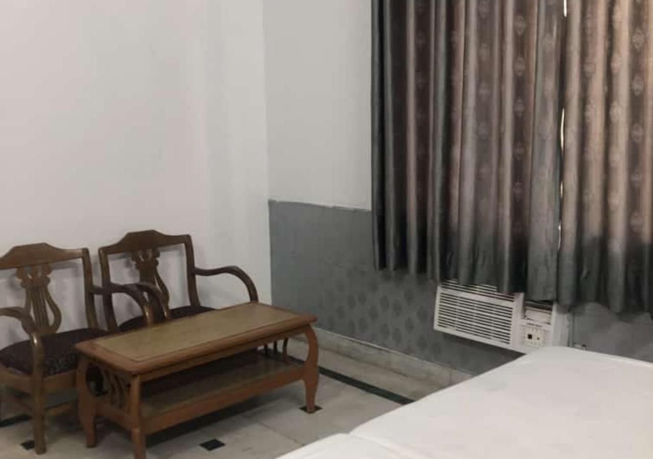 Hotel Shree Chitra Residency By Grb Haridwār Zewnętrze zdjęcie