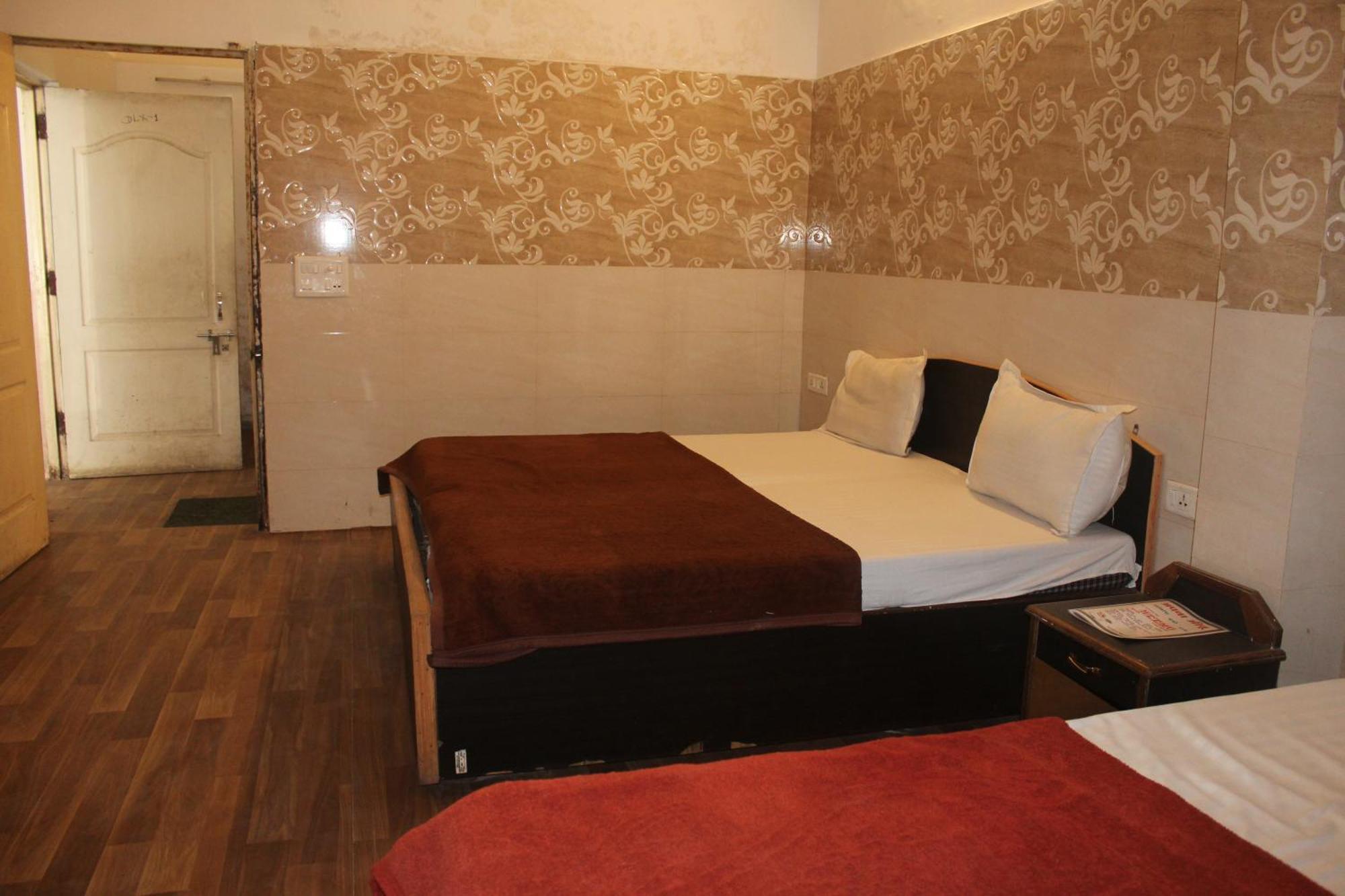 Hotel Shree Chitra Residency By Grb Haridwār Zewnętrze zdjęcie