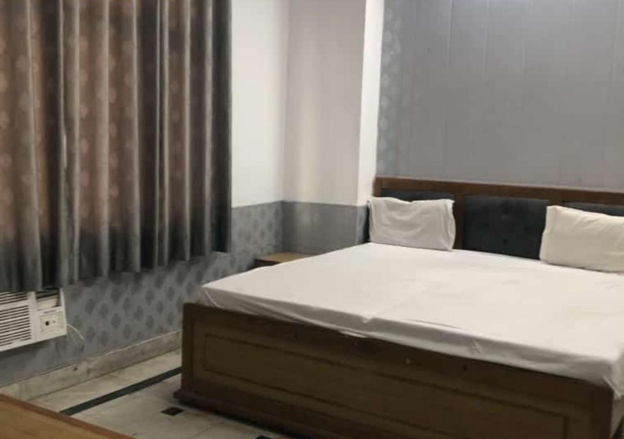 Hotel Shree Chitra Residency By Grb Haridwār Zewnętrze zdjęcie